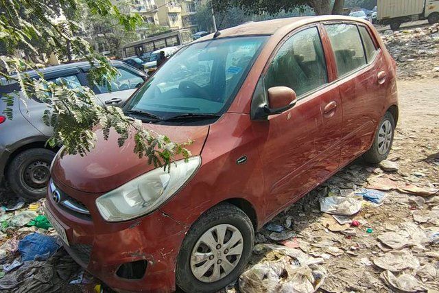 Second-hand 2012 Hyundai i10 Sportz for sale in Ghaziabad