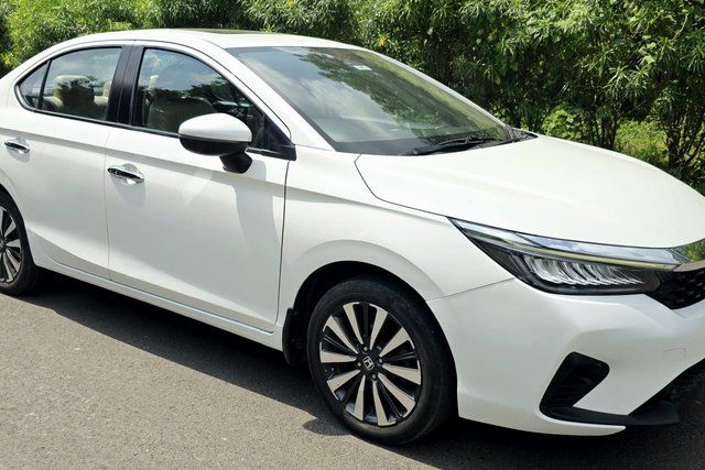 Honda City जेडएक्स CVT 2 Airbag Second-hand 2023 Honda City जेडएक्स CVT 2 Airbag for sale in Ahmedabad
