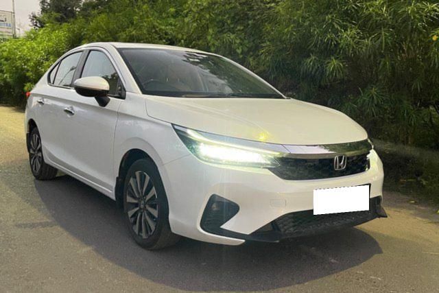 Second-hand 2023 Honda City जेडएक्स CVT 2 Airbag for sale in Ahmedabad