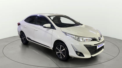 2020 Toyota Yaris जी