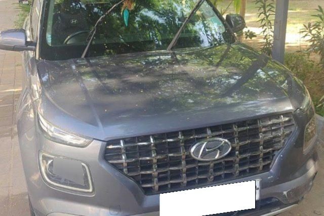 Second-hand 2019 Hyundai Venue एसएक्स प्लस टर्बो DCT बीएस4 for sale in Ahmedabad