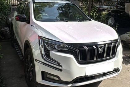 2024 Mahindra XUV700 एएक्स5 5Str AT
