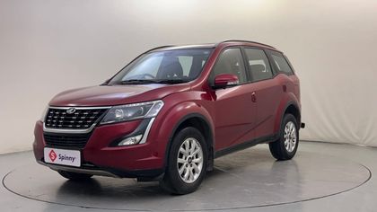 2019 Mahindra XUV500 W9 AT