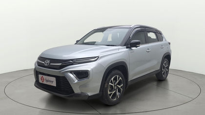 2023 टोयोटा हाइराइडर V HYBRID Dual Tone