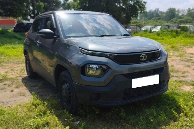 Tata Punch प्योर बीएस6 Second-hand 2022 Tata Punch प्योर बीएस6 for sale in Ahmedabad