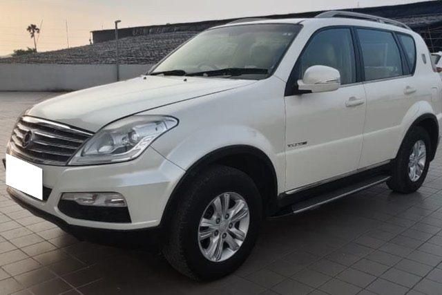 Second-hand 2015 Mahindra Ssangyong Rexton RX7 for sale in Mumbai