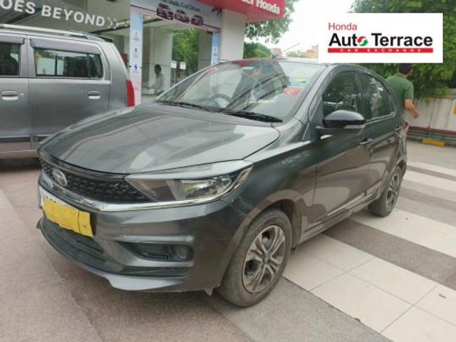 Second-hand 2024 Tata Tiago 1.2 Revotron XZA for sale in Gurgaon