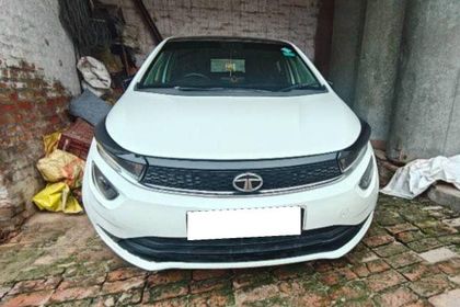 2024 Tata Altroz XZ Plus S CNG