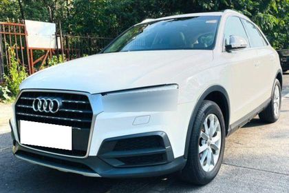 2017 Audi Q3 30 TDI Premium FWD