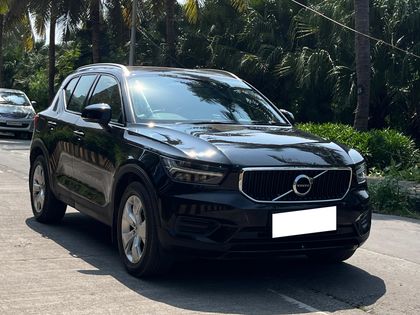 2019 Volvo XC40 D4 Momentum BSIV