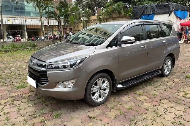 Second-hand 2016 Toyota Innova Crysta 2.7 ZX AT BSIV for sale in Mumbai
