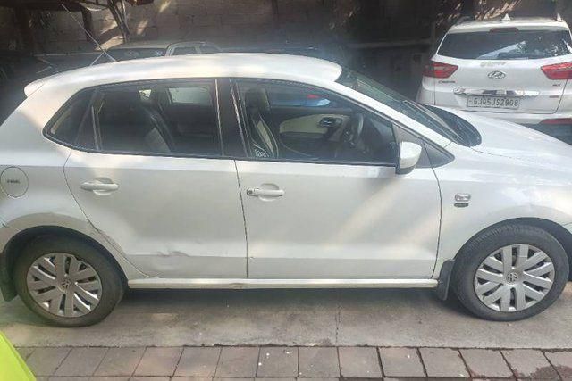 Volkswagen Polo डीजल कंफर्टलाइन 1.2L Second-hand 2012 Volkswagen Polo डीजल कंफर्टलाइन 1.2L for sale in Surat