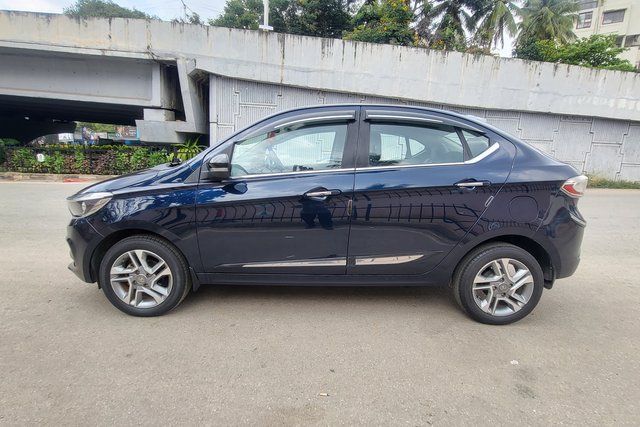Second-hand 2022 Tata Tigor XZA प्लस AMT बीएस6 for sale in Bangalore