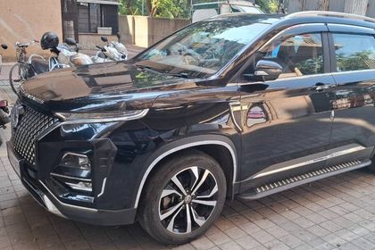2024 MG Hector Plus Savvy Pro CVT 2023-2025