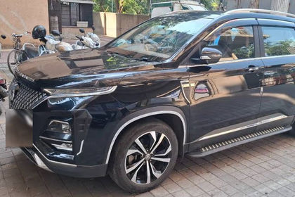 2024 MG Hector Plus Savvy Pro CVT 2023-2025