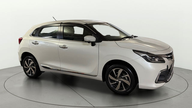 Second-hand 2024 Toyota Glanza V AMT for sale in New Delhi