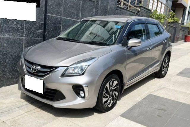 Second-hand 2021 Toyota Glanza G CVT for sale in New Delhi