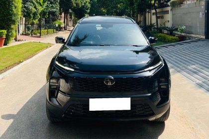 2024 Tata Safari एडवेंचर प्लस Dark