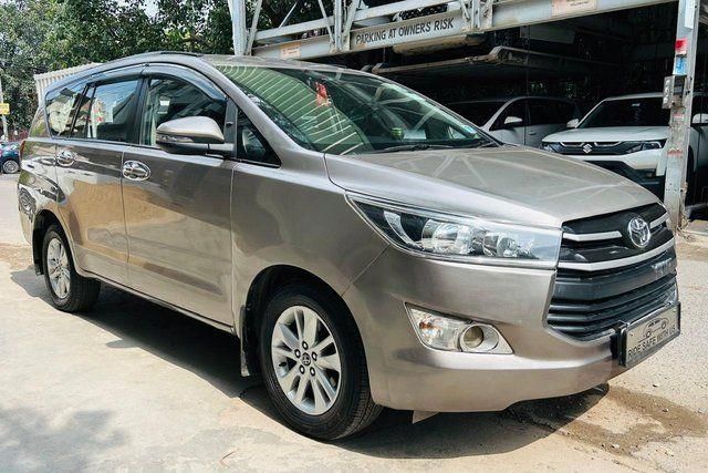 Second-hand 2018 Toyota Innova Crysta 2.8 GX AT BSIV for sale in New Delhi