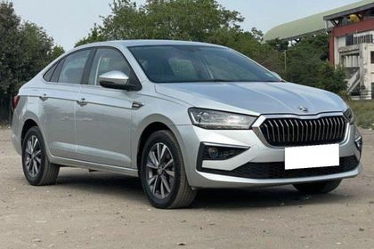 2023 Skoda Slavia 1.5 TSI स्टाइल DSG