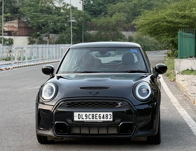 Mini Cooper S STD Second-hand 2024 Mini Cooper S STD for sale in New Delhi