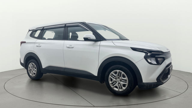 Kia Carens Premium Opt Second-hand 2024 Kia Carens Premium Opt for sale in Bangalore