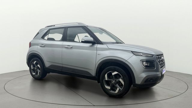 Second-hand 2019 Hyundai Venue SX Plus Turbo DCT BSIV for sale in Bangalore