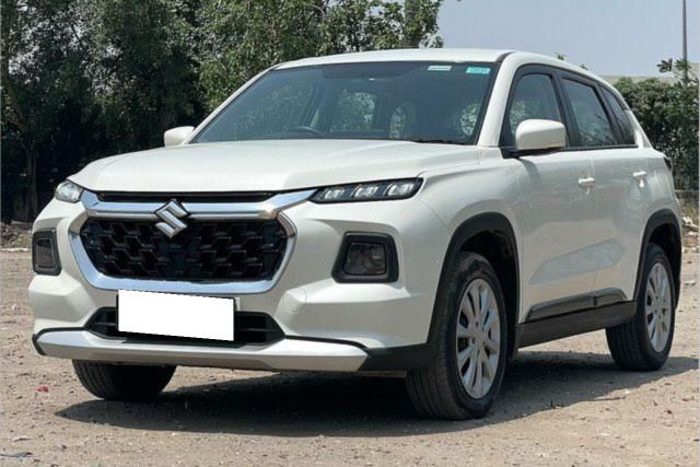 Second-hand 2024 Maruti Suzuki Grand Vitara Delta AT for sale in New Delhi