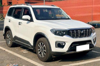 2025 Mahindra Scorpio N Z8 Diesel