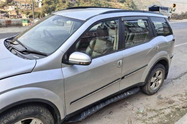 Second-hand 2012 Mahindra XUV500 W8 FWD for sale in Tehri