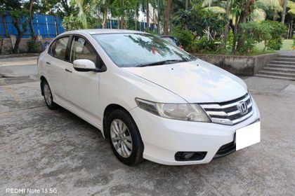 2013 Honda City V AT