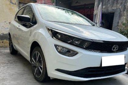 2023 Tata Altroz XZ बीएस6