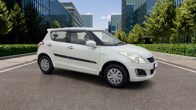 Maruti Suzuki Swift VXI Second-hand 2017 Maruti Suzuki Swift VXI for sale in Pune