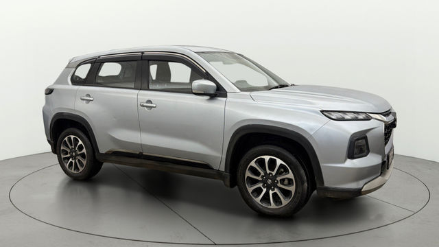Second-hand 2023 Maruti Suzuki Grand Vitara Delta AT for sale in New Delhi