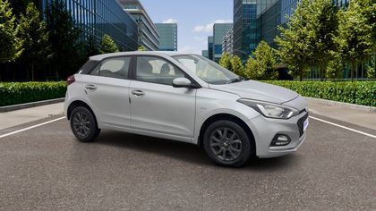 2018 Hyundai i20 पेट्रोल CVT एस्टा