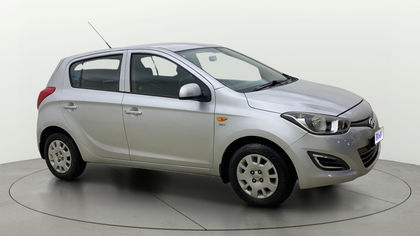 2013 हुंडई आई20 Magna