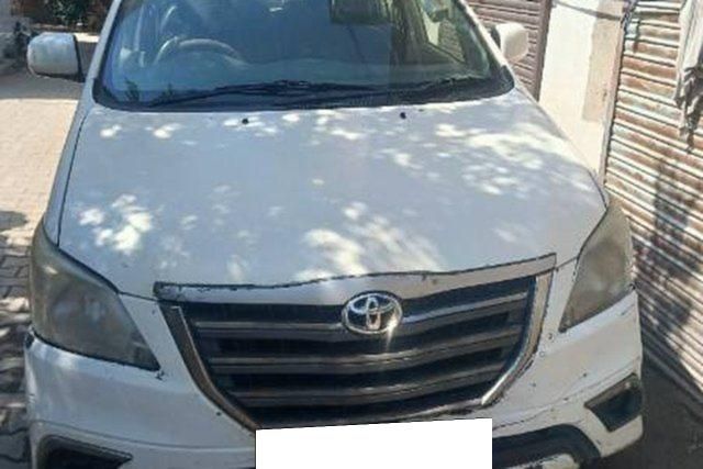 Toyota Innova 2.5 G1 BSIV Second-hand 2012 Toyota Innova 2.5 G1 BSIV for sale in Ludhiana