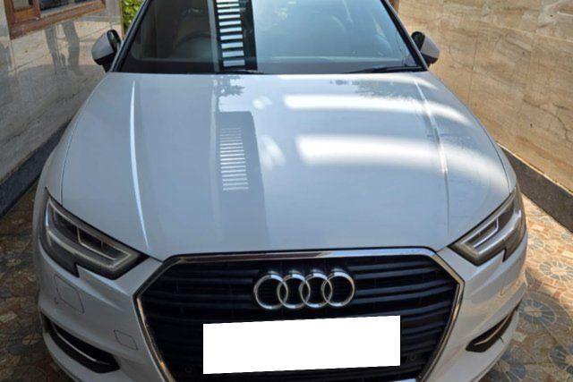 Second-hand 2017 Audi A3 35 TDI प्रीमियम प्लस for sale in Lucknow