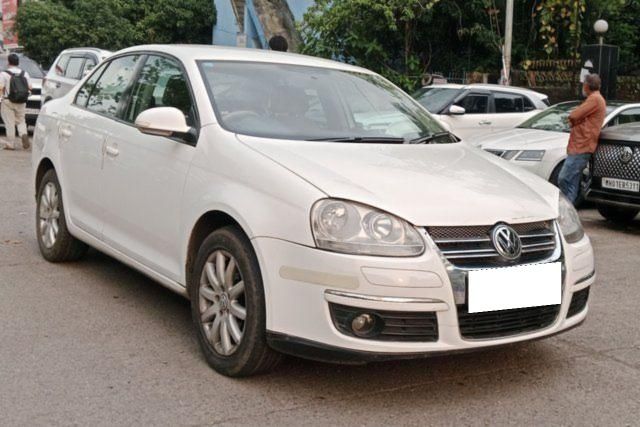 Volkswagen Jetta 2.0 TDI कंफर्टलाइन Second-hand 2010 Volkswagen Jetta 2.0 TDI कंफर्टलाइन for sale in Mumbai