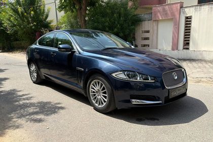 2013 Jaguar XF S 2.2