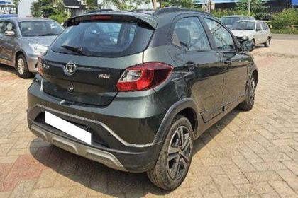 2021 Tata Tiago NRG XZ बीएस6