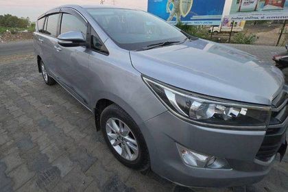 2016 Toyota Innova Crysta 2.4 जी MT बीएस4