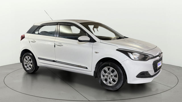 Second-hand 2015 Hyundai i20 मैग्ना 1.2 for sale in New Delhi