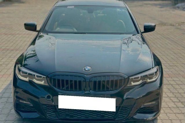 Second-hand 2020 BMW 3 Series 330i M Sport for sale in New Delhi