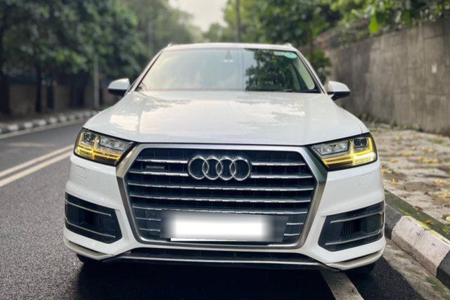 Second-hand 2019 Audi Q7 45 TDI Quattro Premium Plus for sale in New Delhi