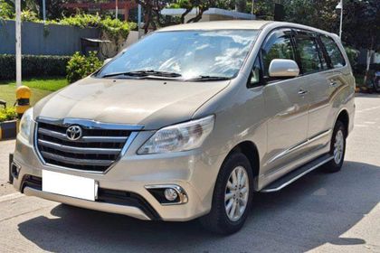 2013 Toyota Innova 2.5 Z Diesel 7 Seater