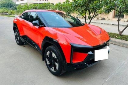 2025 Mahindra BE 6 SPORTEQ Pack Two 79kwh 11.2kw Charger