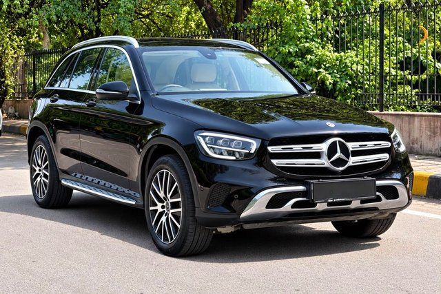 Second-hand 2021 Mercedes-Benz GLC 220d 4MATIC for sale in New Delhi
