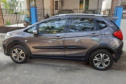 2018 Honda WR-V i-DTEC एस रेनफोर्स्ड