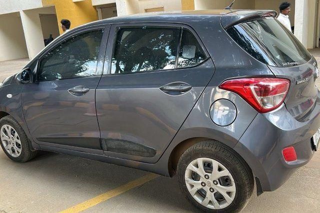 Hyundai Grand i10 Magna Second-hand 2015 Hyundai Grand i10 Magna for sale in Bangalore